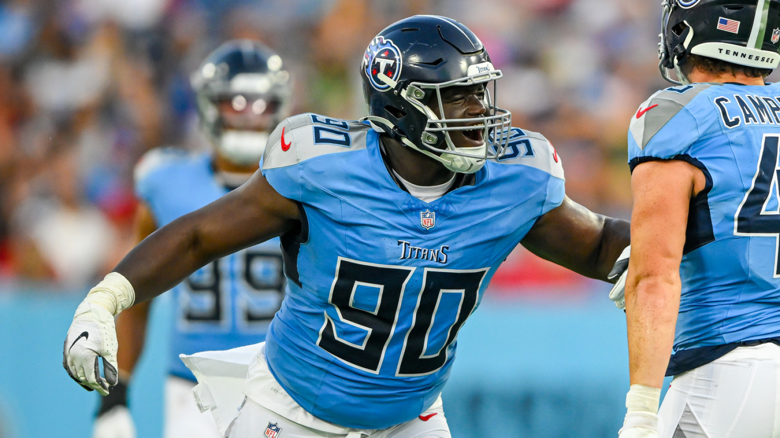 Titans DT placed on IR, out for season after biceps injury