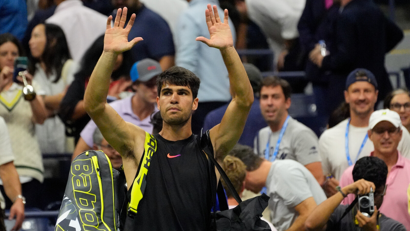 Watch: Carlos Alcaraz and Grigor Dimitrov coach Casper Ruud during Team Europe’s first game at Laver Cup 2024