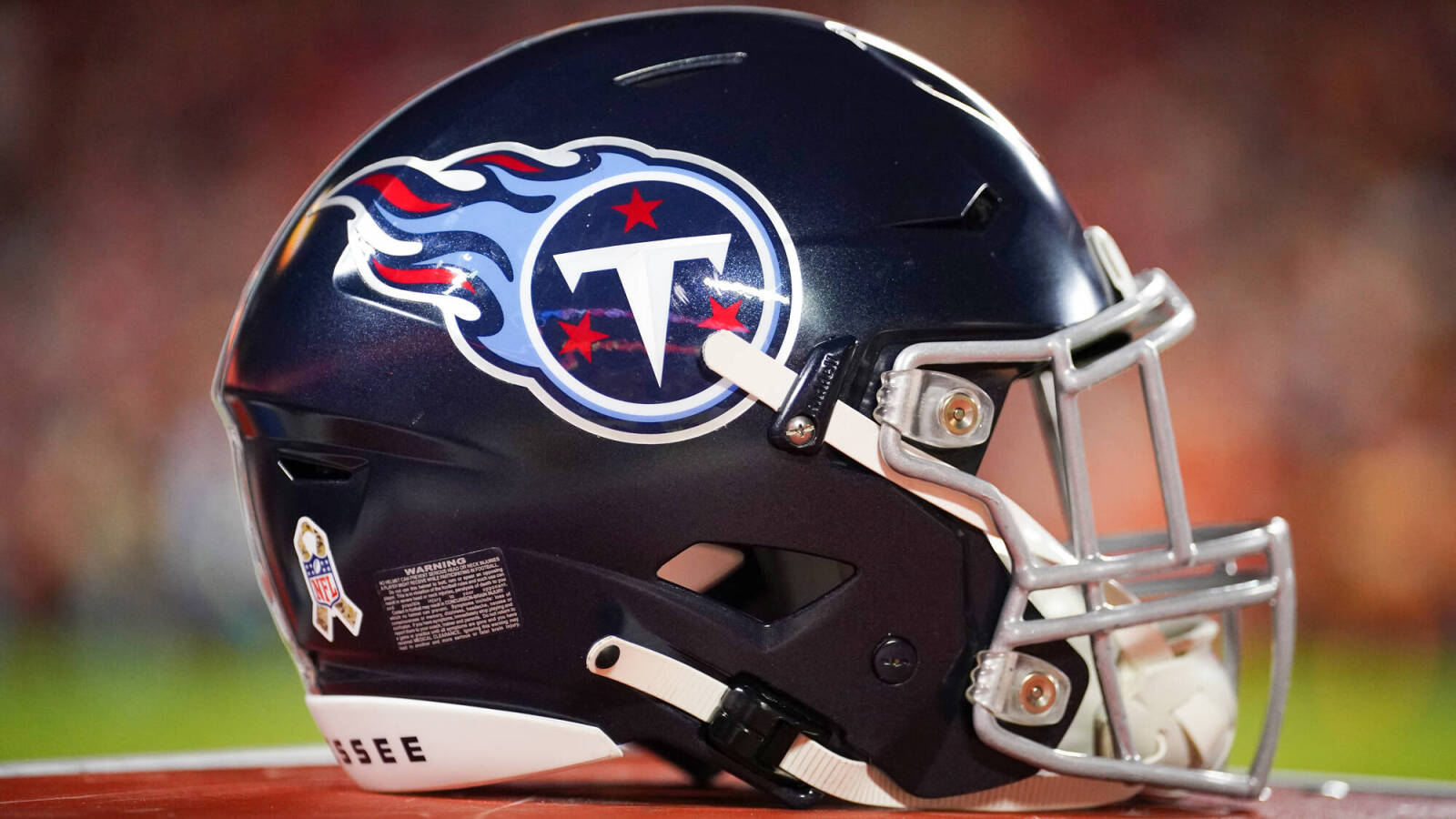 Insider hints Titans could be dark horse to land one of draft’s top QBs