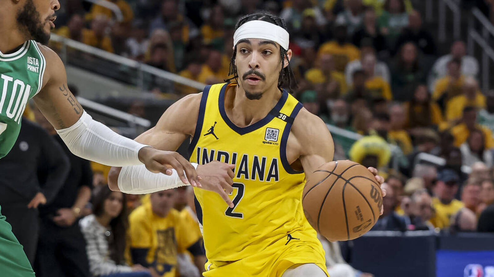 Watch: Pacers' Andrew Nembhard beats the buzzer in first half of Game 4