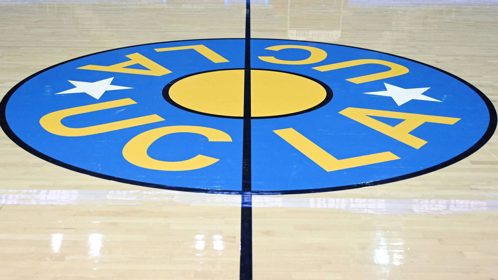 UCLA lost basketball recruits over Under Armour sponsorship deal |  Yardbarker