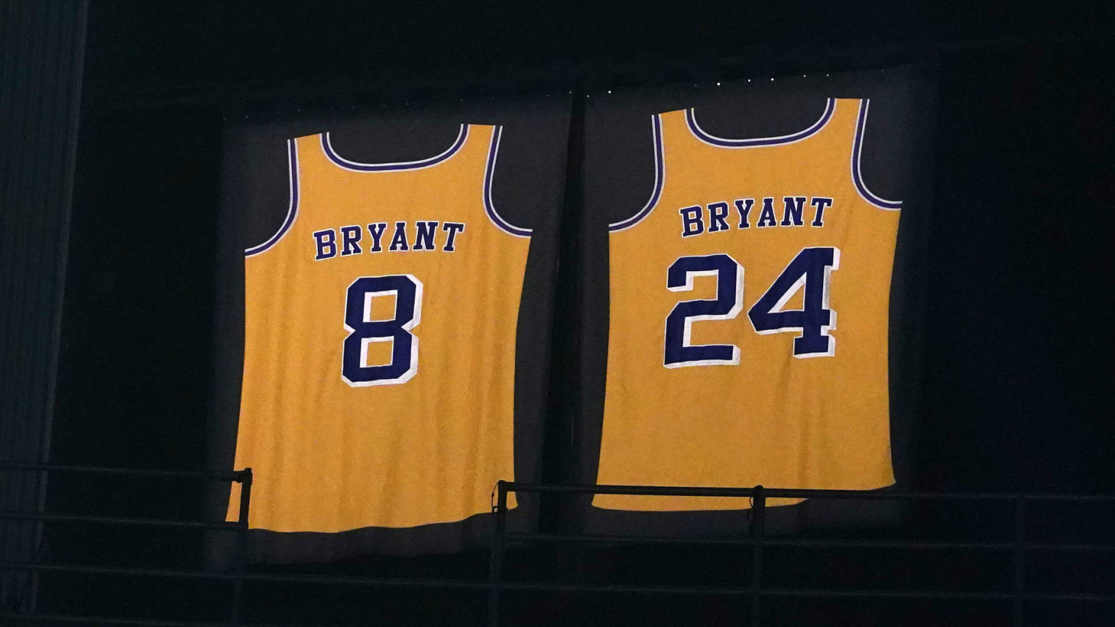 Vanessa Bryant posts touching tribute on anniversary of Kobe's jersey  retirement | Yardbarker