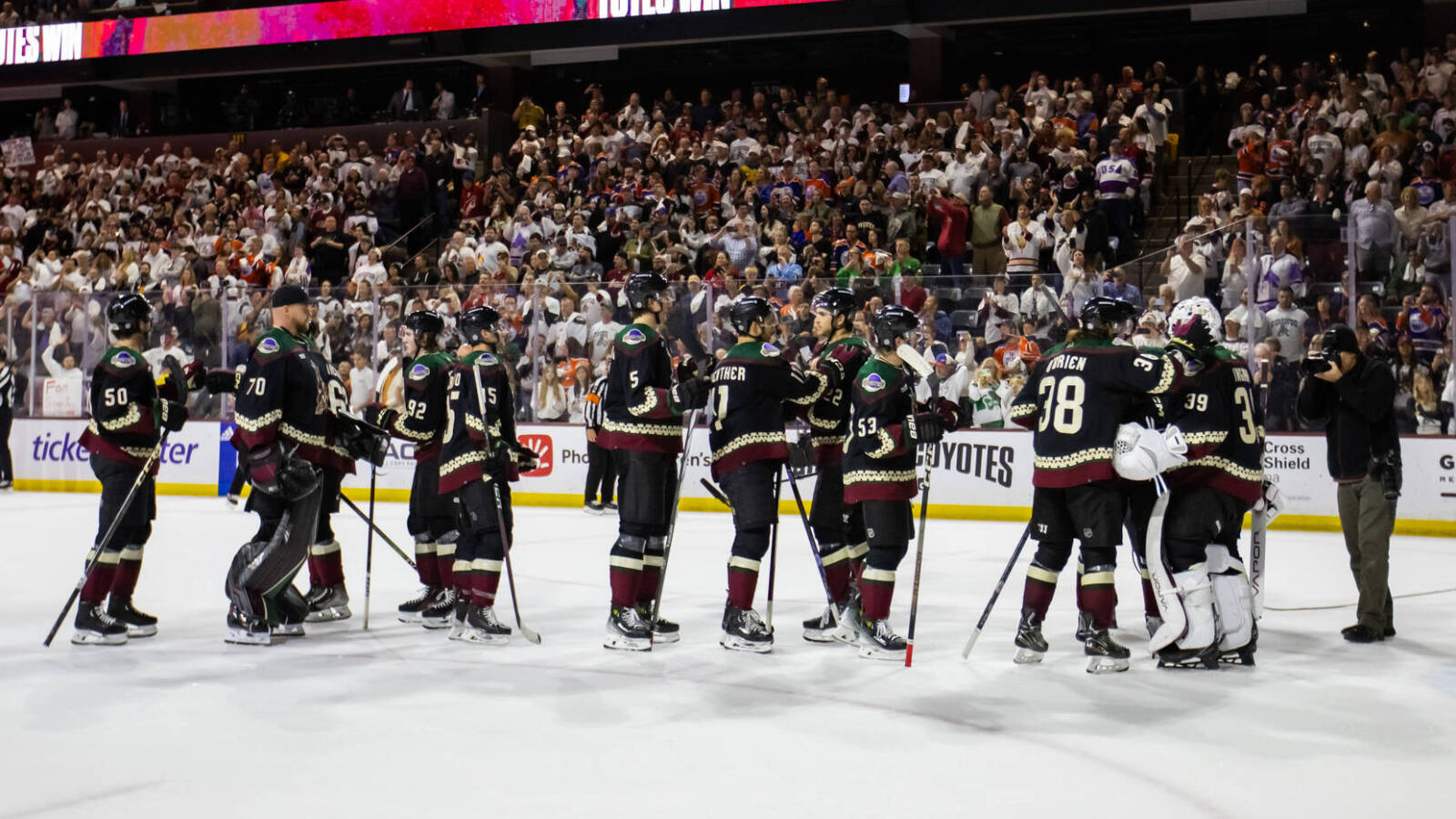 NHL Approves Sale, Relocation Of Arizona Coyotes - BVM Sports